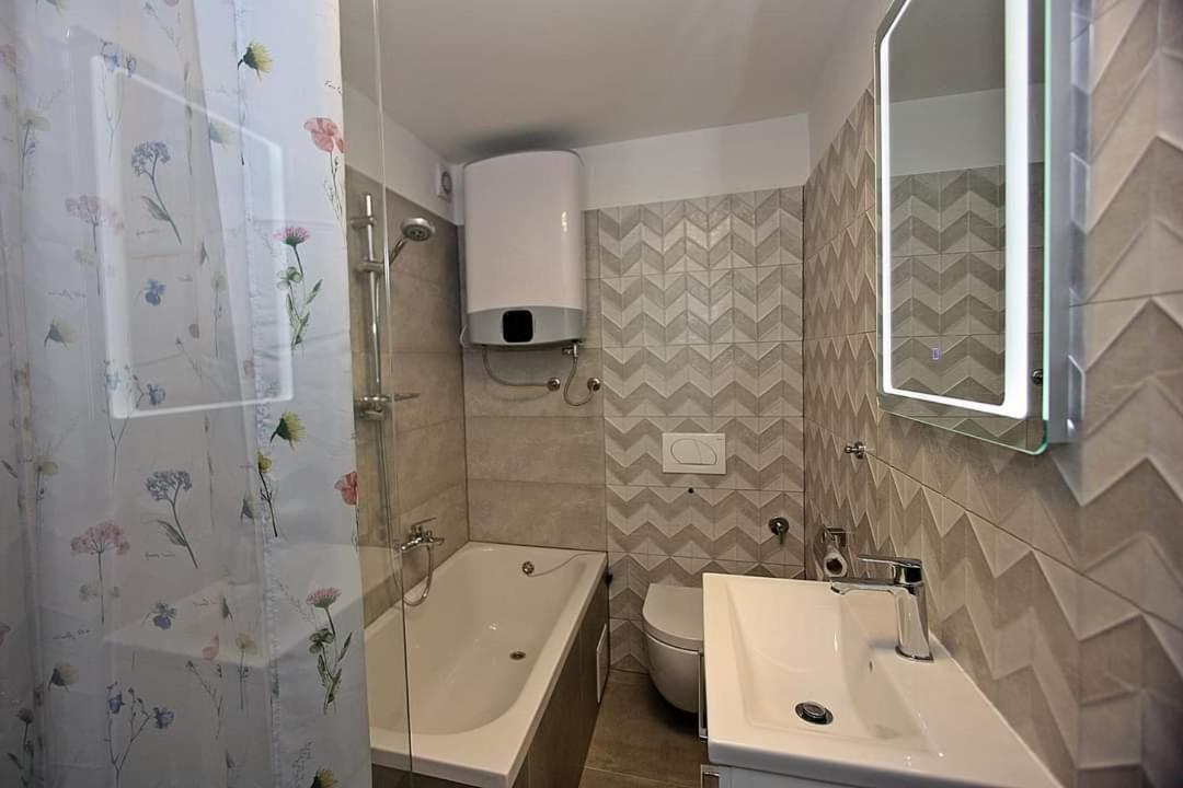 Apartment Samanta Supetar Εξωτερικό φωτογραφία