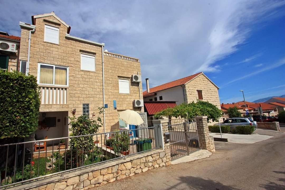 Apartment Samanta Supetar Εξωτερικό φωτογραφία